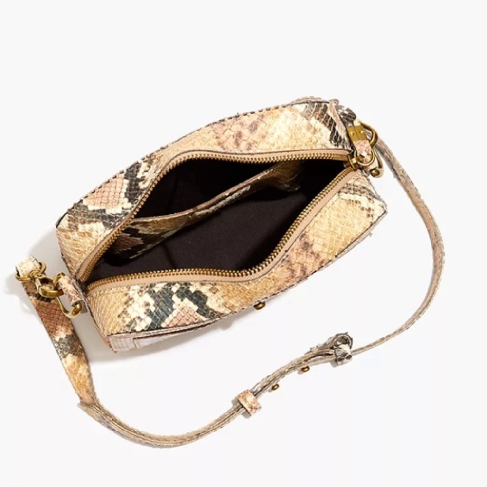 Madewell The Transport Camera Bag:‎ Snake Embossed Leather Edition - Picture 2 of 13
